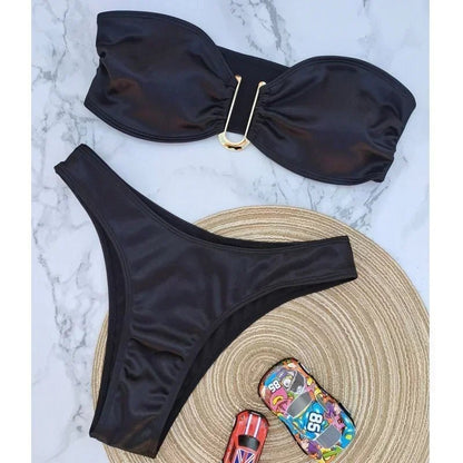 Bandeau bikini z ozdobną klamrą i wysokim wycięciem fig - Senséra