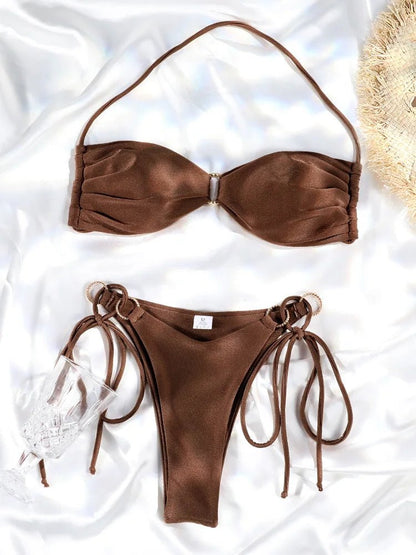 Bandeau bikini z ozdobnymi ringami i wiązanymi figami - Senséra
