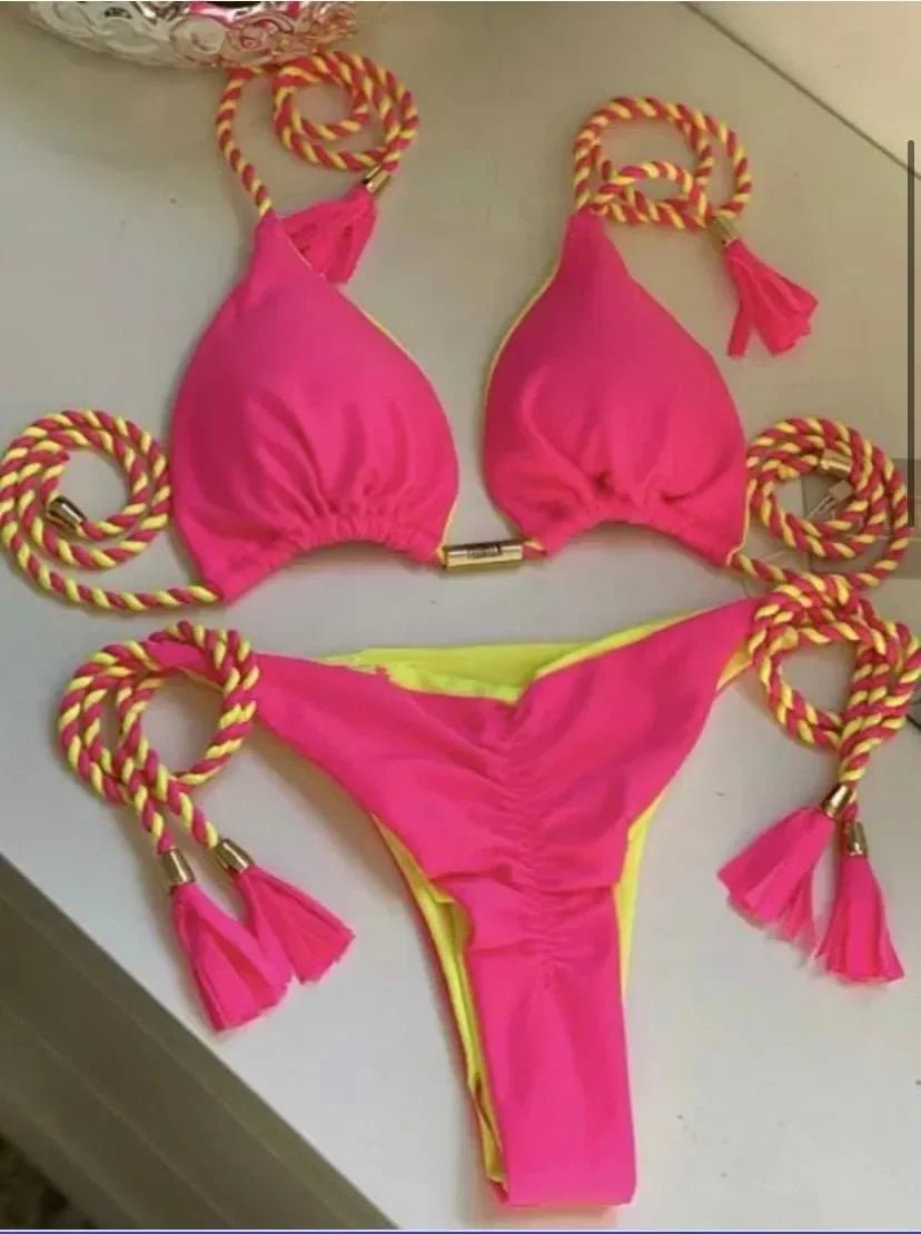 Bikini wiązane z trójkątnym topem i ozdobnymi chwostami - Senséra