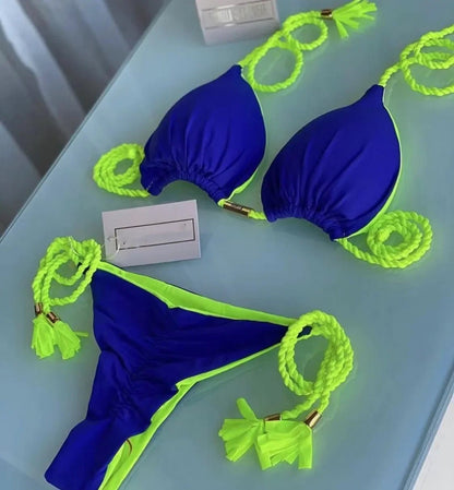 Bikini wiązane z trójkątnym topem i ozdobnymi chwostami - Senséra