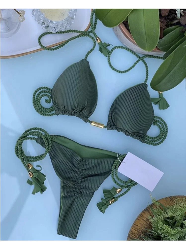Bikini wiązane z trójkątnym topem i ozdobnymi chwostami - Senséra
