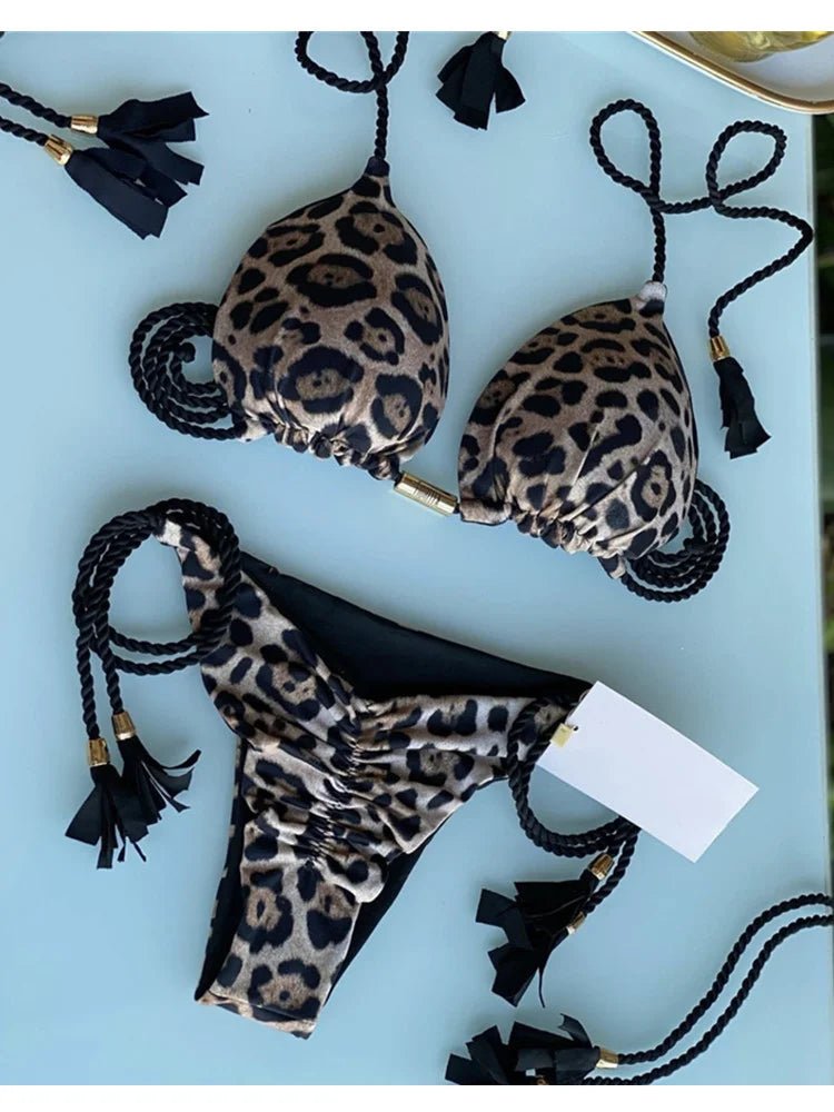 Bikini wiązane z trójkątnym topem i ozdobnymi chwostami - Senséra