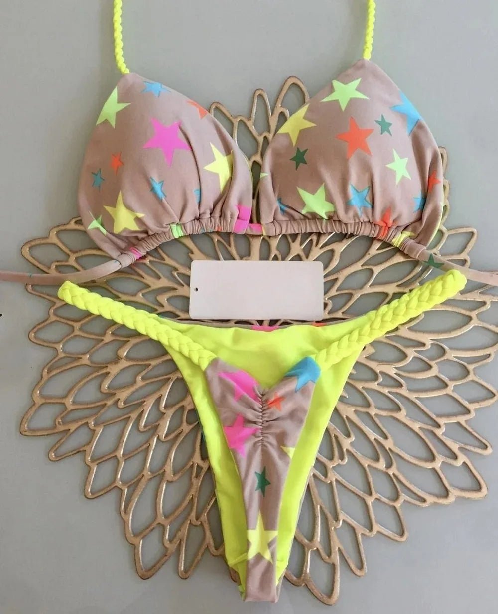 Bikini z nadrukiem i plecionymi detalami przy figach typu string - Senséra