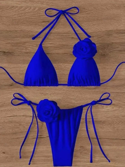 Bikini z topem na ramiączkach i kwiatową aplikacją 3D oraz wyciętymi figami - Senséra