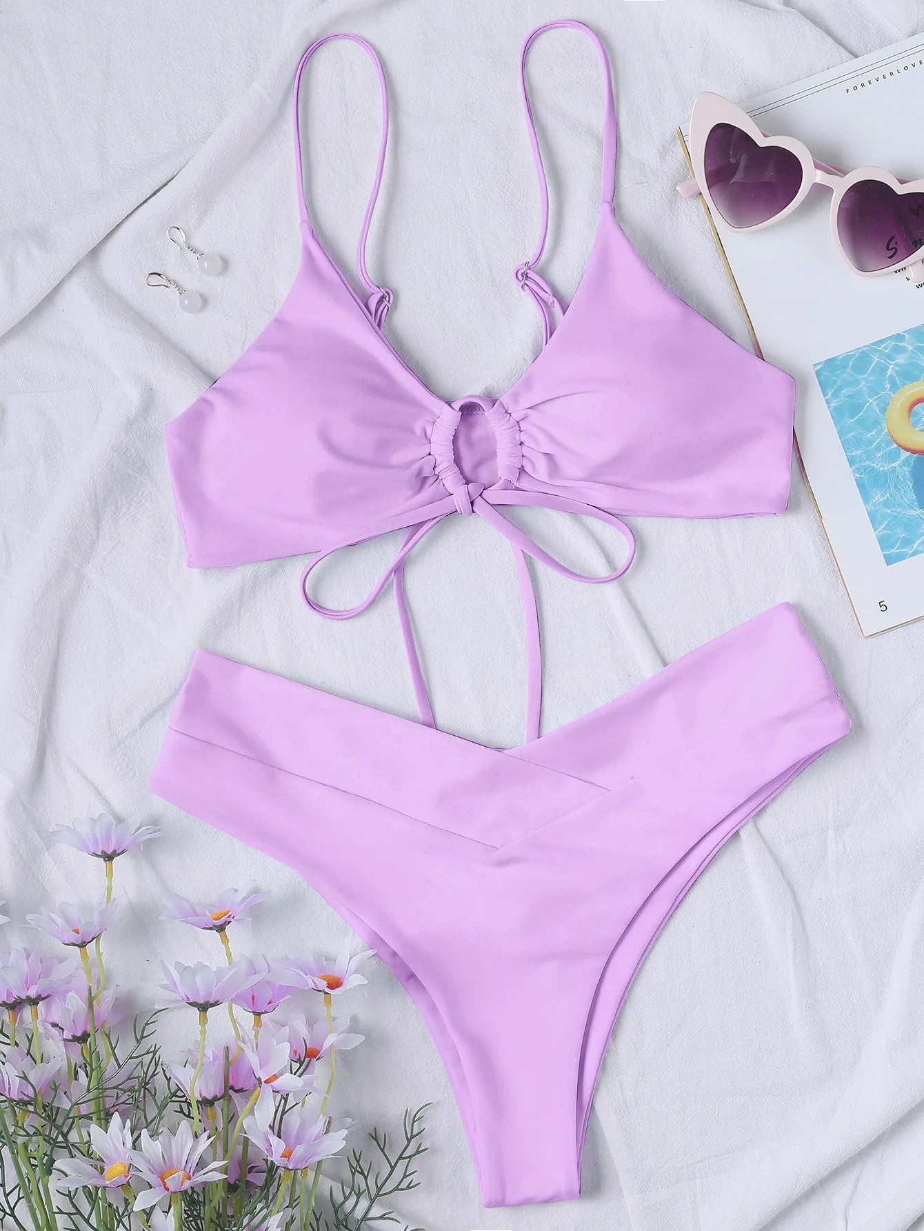 Bikini z wiązanym topem i wysokim stanem o modelującym kroju - Senséra