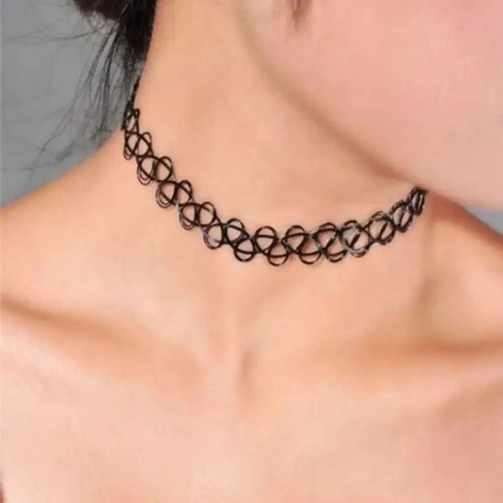 Elastyczny choker pleciony w stylu gotyckim z czarnej żyłki - Senséra