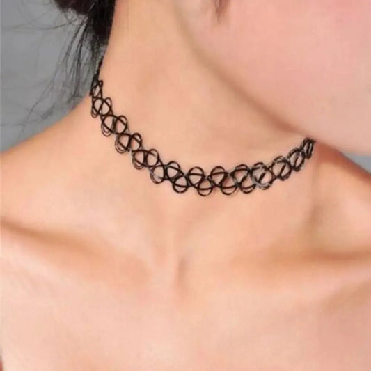Elastyczny choker pleciony w stylu gotyckim z czarnej żyłki - Senséra