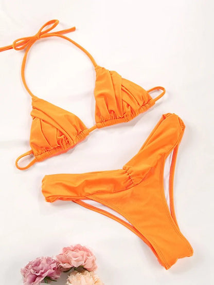 Klasyczne bikini wiązane z marszczonymi figami i trójkątnym topem - Senséra