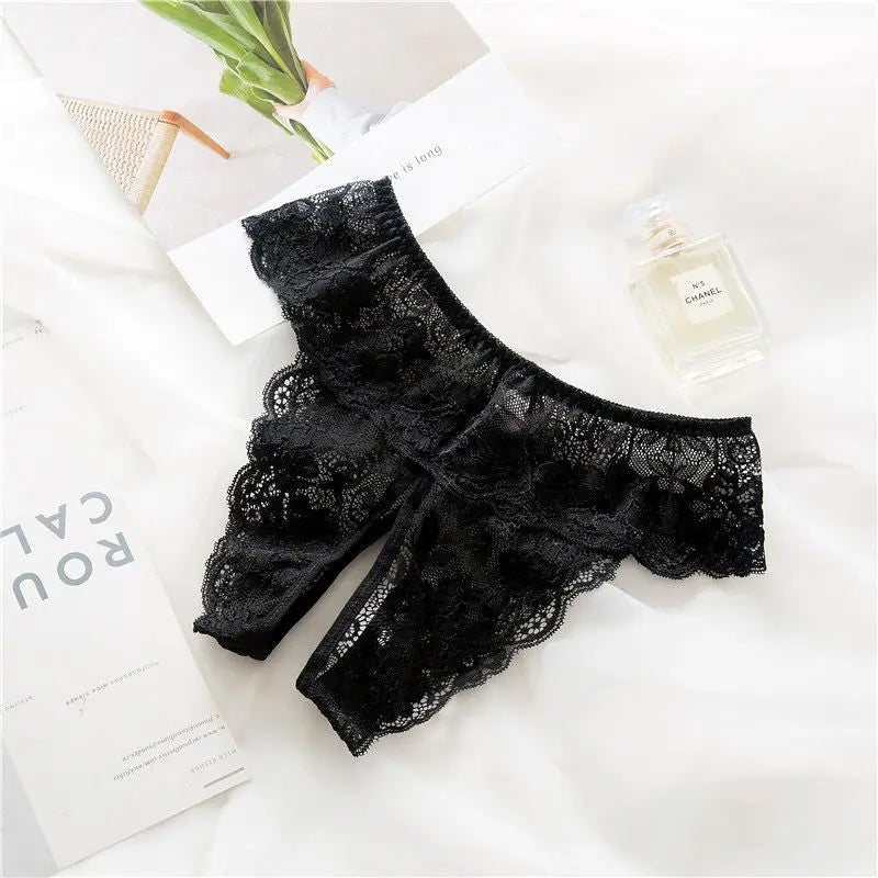 Koronkowe stringi damskie z otwartym krokiem transparentne plus size - Senséra
