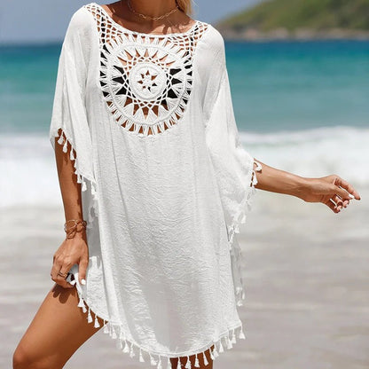 Luźna tunika plażowa z ażurowym wzorem i frędzlami w stylu boho - Senséra