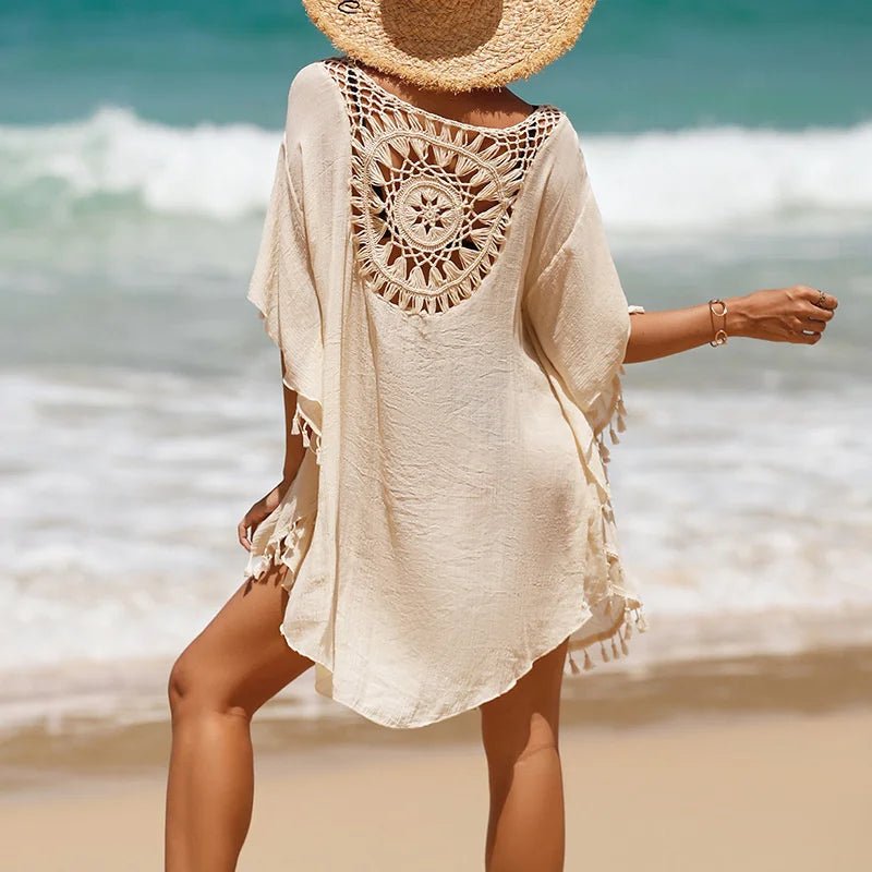 Luźna tunika plażowa z ażurowym wzorem i frędzlami w stylu boho - Senséra