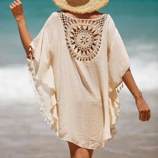 Luźna tunika plażowa z ażurowym wzorem i frędzlami w stylu boho - Senséra