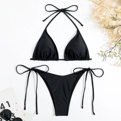Minimalistyczne bikini wiązane z trójkątnym topem i regulowanymi figami - Senséra