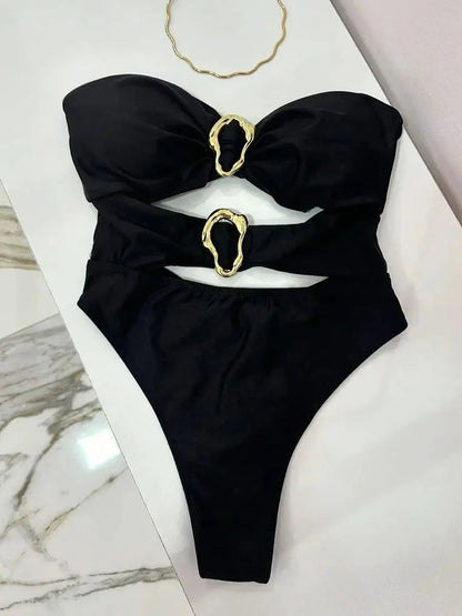 Monokini bandeau z wycięciami i ozdobnymi złotymi klamrami - Senséra