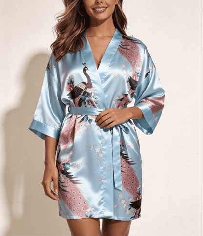 Satynowy szlafrok damski w kwiatowy wzór z orientalnym motywem kimono - Senséra