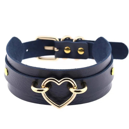 Skórzany choker z sercem i metalowymi detalami w stylu goth - Senséra
