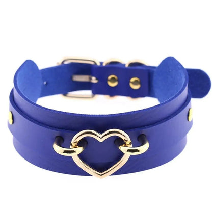 Skórzany choker z sercem i metalowymi detalami w stylu goth - Senséra
