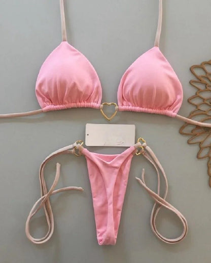 Trójkątne bikini z ozdobnym sercem i wiązanymi stringami - Senséra